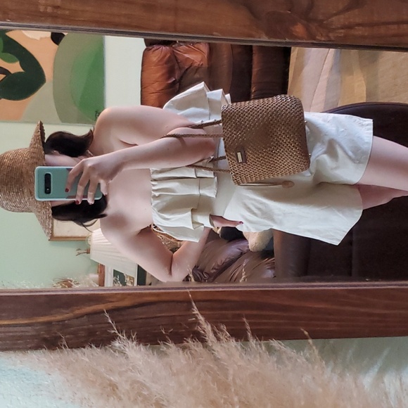 Eric Javits genuine leather frenchie drawstring bucket hand bag - Picture 15 of 15